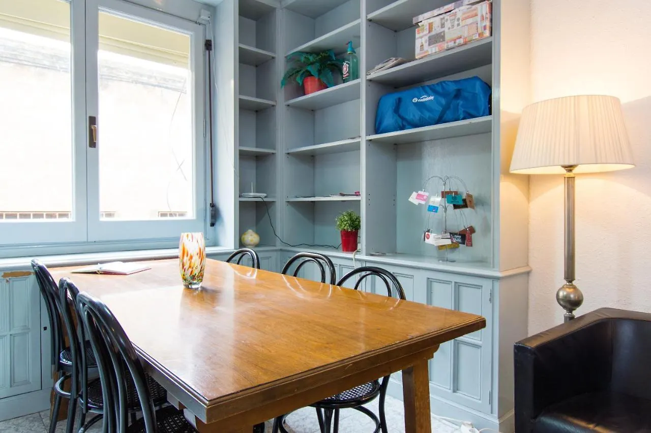 Charm Apartment Sagrada Familia Barcelona 0*,  Spain